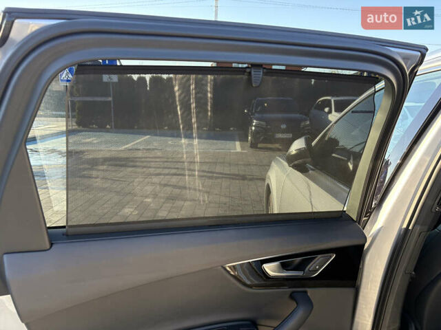 Сірий Ауді Ку 7, об'ємом двигуна 3 л та пробігом 165 тис. км за 28000 $, фото 14 на Automoto.ua