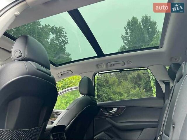 Серый Ауди Ку 7, объемом двигателя 3 л и пробегом 130 тыс. км за 22000 $, фото 7 на Automoto.ua