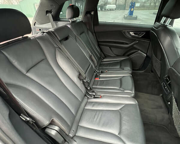 Серый Ауди Ку 7, объемом двигателя 3 л и пробегом 112 тыс. км за 29500 $, фото 15 на Automoto.ua