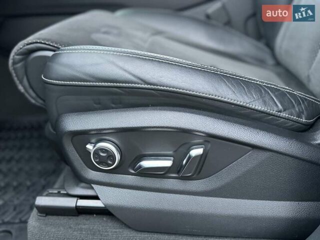 Серый Ауди Ку 7, объемом двигателя 2.97 л и пробегом 130 тыс. км за 46000 $, фото 39 на Automoto.ua