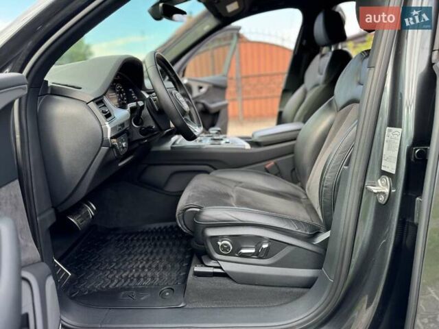 Сірий Ауді Ку 7, об'ємом двигуна 2.97 л та пробігом 130 тис. км за 48000 $, фото 34 на Automoto.ua
