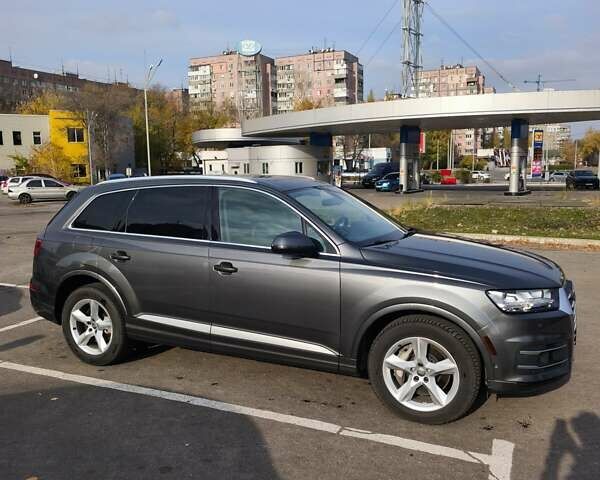 Серый Ауди Ку 7, объемом двигателя 3 л и пробегом 76 тыс. км за 33900 $, фото 2 на Automoto.ua