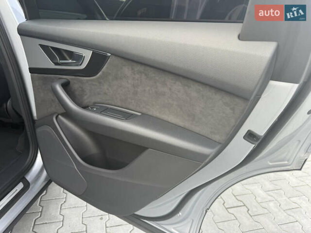 Ауди Ку 7 2018 в Ковель на Automoto.ua Серый Ауди Ку 7, объемом двигателя 2.97 л и пробегом 188 тыс. км за 41900 $, фото 32 на Automoto.ua