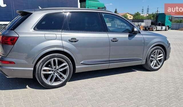 Ауди Ку 7 2018 в Тернополе на Automoto.ua Серый Ауди Ку 7, объемом двигателя 2.97 л и пробегом 147 тыс. км за 49999 $, фото 17 на Automoto.ua