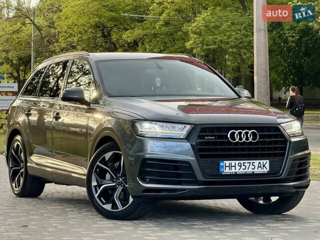 Ауди Ку 7 2018 в Одессе на Automoto.ua Серый Ауди Ку 7, объемом двигателя 2.97 л и пробегом 236 тыс. км за 38700 $, фото 21 на Automoto.ua
