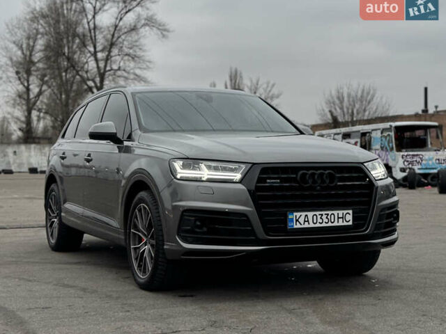 Серый Ауди Ку 7, объемом двигателя 3 л и пробегом 138 тыс. км за 33500 $, фото 1 на Automoto.ua