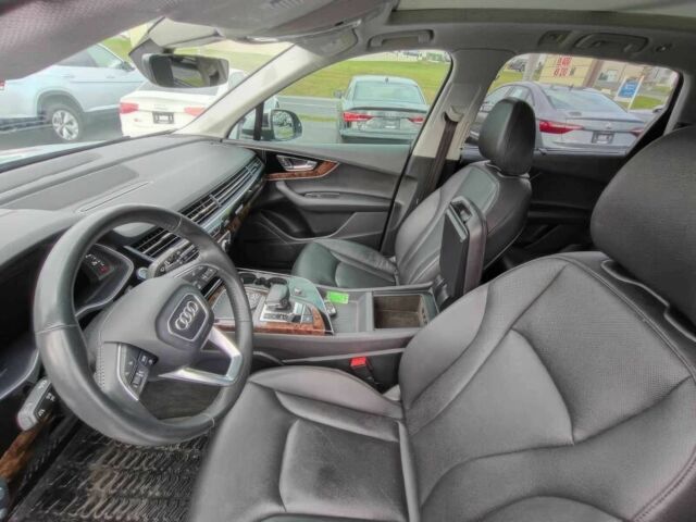 Сірий Ауді Ку 7, об'ємом двигуна 3 л та пробігом 46 тис. км за 18000 $, фото 7 на Automoto.ua