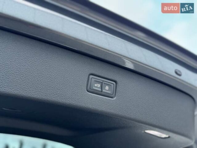 Серый Ауди Ку 7, объемом двигателя 2.97 л и пробегом 130 тыс. км за 46000 $, фото 33 на Automoto.ua