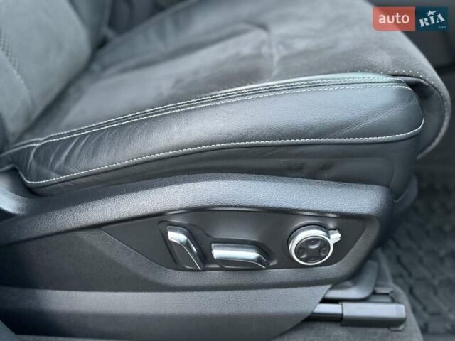 Серый Ауди Ку 7, объемом двигателя 2.97 л и пробегом 130 тыс. км за 46000 $, фото 71 на Automoto.ua