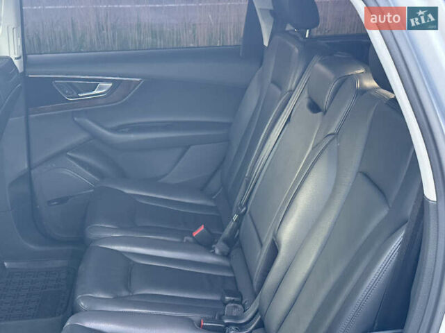 Сірий Ауді Ку 7, об'ємом двигуна 3 л та пробігом 175 тис. км за 24500 $, фото 9 на Automoto.ua