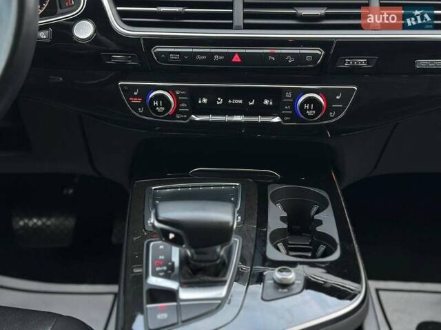 Серый Ауди Ку 7, объемом двигателя 3 л и пробегом 155 тыс. км за 25700 $, фото 19 на Automoto.ua