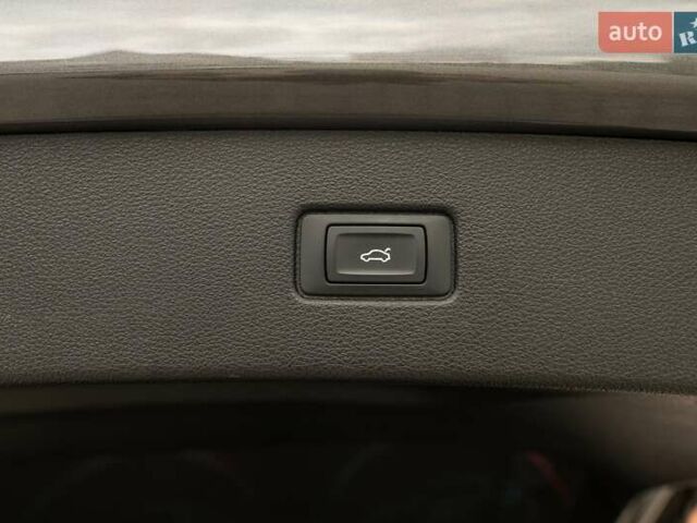 Ауди Ку 7 2018 в Луцке на Automoto.ua Серый Ауди Ку 7, объемом двигателя 2.97 л и пробегом 66 тыс. км за 48888 $, фото 45 на Automoto.ua