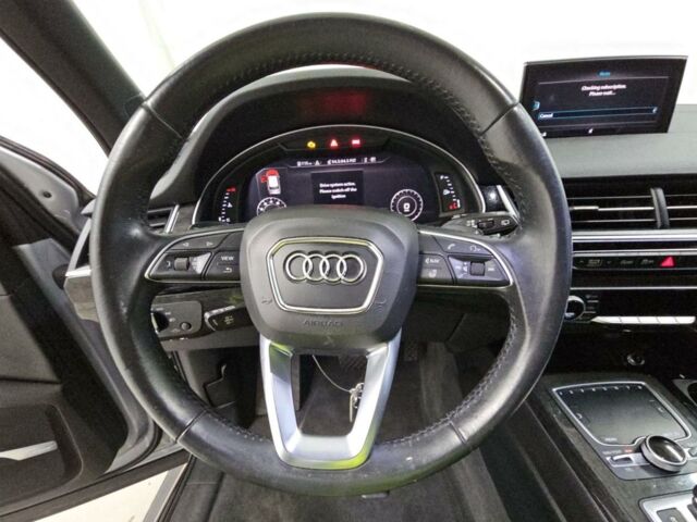 Серый Ауди Ку 7, объемом двигателя 3 л и пробегом 140 тыс. км за 28500 $, фото 5 на Automoto.ua