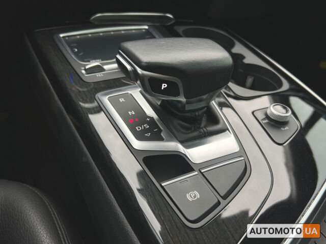 Серый Ауди Ку 7, объемом двигателя 3 л и пробегом 102 тыс. км за 33500 $, фото 23 на Automoto.ua