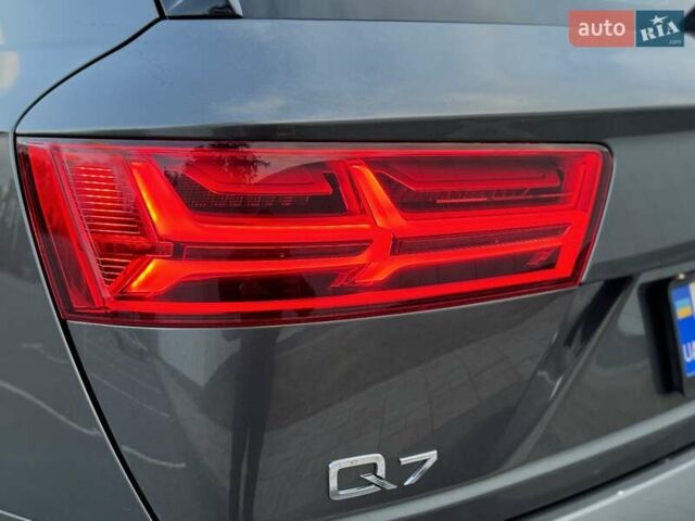 Серый Ауди Ку 7, объемом двигателя 2.97 л и пробегом 130 тыс. км за 46000 $, фото 29 на Automoto.ua