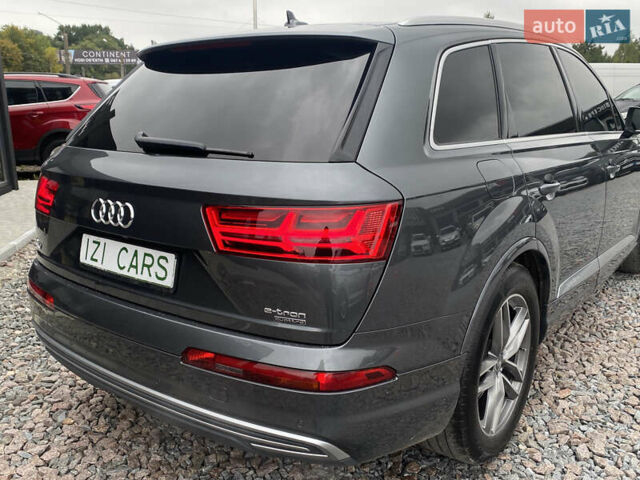 Сірий Ауді Ку 7, об'ємом двигуна 3 л та пробігом 249 тис. км за 39000 $, фото 11 на Automoto.ua