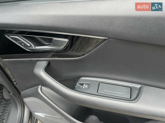 Серый Ауди Ку 7, объемом двигателя 3 л и пробегом 161 тыс. км за 35500 $, фото 16 на Automoto.ua