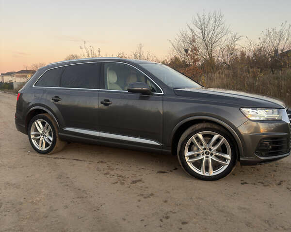 Сірий Ауді Ку 7, об'ємом двигуна 3 л та пробігом 174 тис. км за 27000 $, фото 2 на Automoto.ua