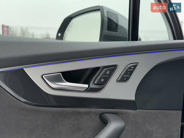 Сірий Ауді Ку 7, об'ємом двигуна 2.97 л та пробігом 220 тис. км за 45500 $, фото 37 на Automoto.ua