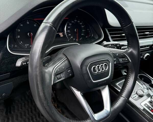 Сірий Ауді Ку 7, об'ємом двигуна 3 л та пробігом 427 тис. км за 14500 $, фото 21 на Automoto.ua