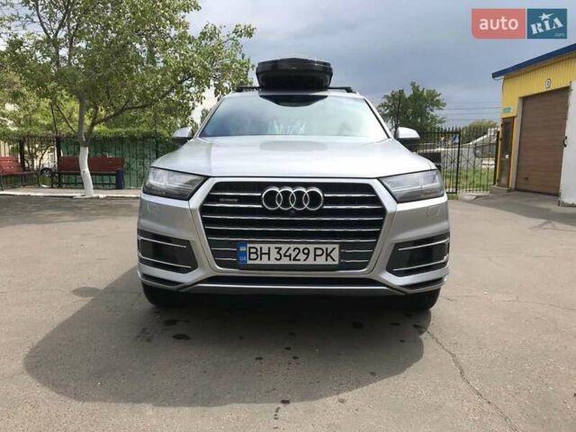 Серый Ауди Ку 7, объемом двигателя 3 л и пробегом 83 тыс. км за 35500 $, фото 1 на Automoto.ua