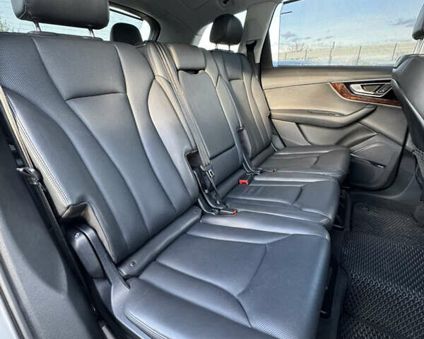 Ауді Ку 7 2018 у Івано-Франківську на Automoto.ua Сірий Ауді Ку 7, об'ємом двигуна 3 л та пробігом 136 тис. км за 27999 $, фото 31 на Automoto.ua