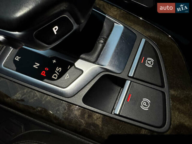 Серый Ауди Ку 7, объемом двигателя 3 л и пробегом 138 тыс. км за 33500 $, фото 61 на Automoto.ua