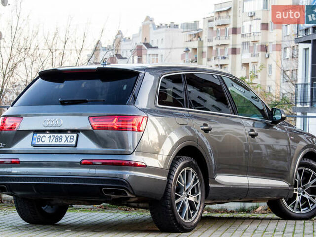 Сірий Ауді Ку 7, об'ємом двигуна 3 л та пробігом 78 тис. км за 33300 $, фото 39 на Automoto.ua