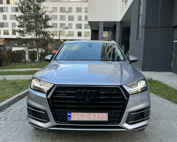 Серый Ауди Ку 7, объемом двигателя 3 л и пробегом 106 тыс. км за 29900 $, фото 4 на Automoto.ua