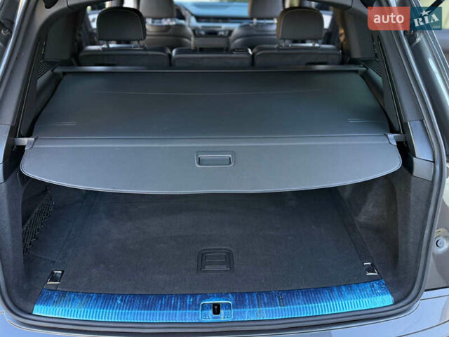 Серый Ауди Ку 7, объемом двигателя 2.97 л и пробегом 140 тыс. км за 48998 $, фото 42 на Automoto.ua