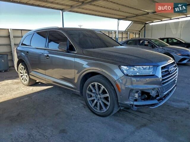Серый Ауди Ку 7, объемом двигателя 3 л и пробегом 76 тыс. км за 8600 $, фото 3 на Automoto.ua