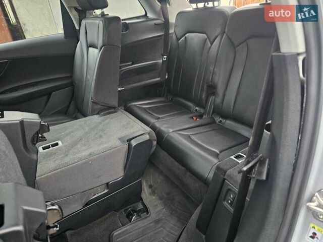 Серый Ауди Ку 7, объемом двигателя 3 л и пробегом 205 тыс. км за 18100 $, фото 38 на Automoto.ua