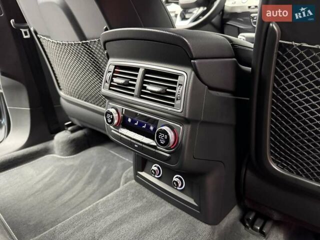 Ауди Ку 7 2019 в Киеве на Automoto.ua Серый Ауди Ку 7, объемом двигателя 3 л и пробегом 100 тыс. км за 48500 $, фото 50 на Automoto.ua
