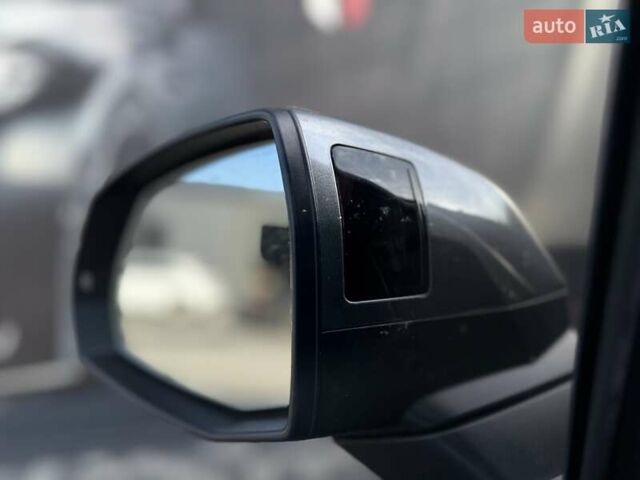 Серый Ауди Ку 7, объемом двигателя 3 л и пробегом 205 тыс. км за 23900 $, фото 32 на Automoto.ua