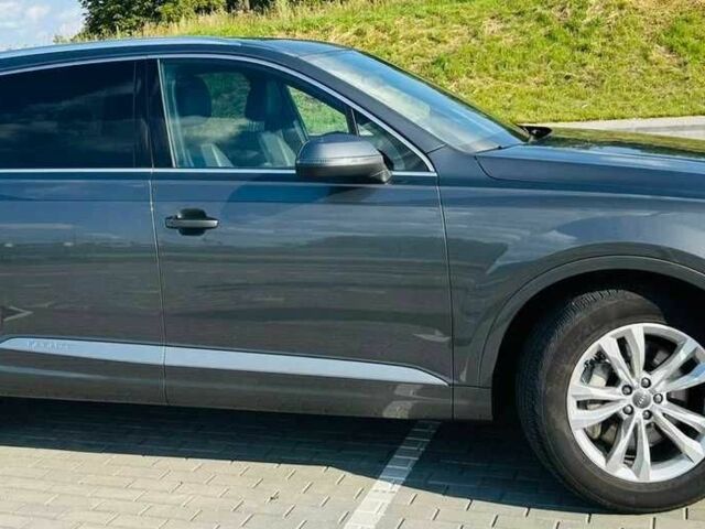Ауди Ку 7 2019 в Киеве на Automoto.ua Серый Ауди Ку 7, объемом двигателя 2 л и пробегом 124 тыс. км за 26500 $, фото 4 на Automoto.ua