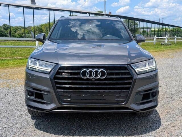 Ауди Ку 7 2019 в Киеве на Automoto.ua Серый Ауди Ку 7, объемом двигателя 3 л и пробегом 36 тыс. км за 13000 $, фото 1 на Automoto.ua