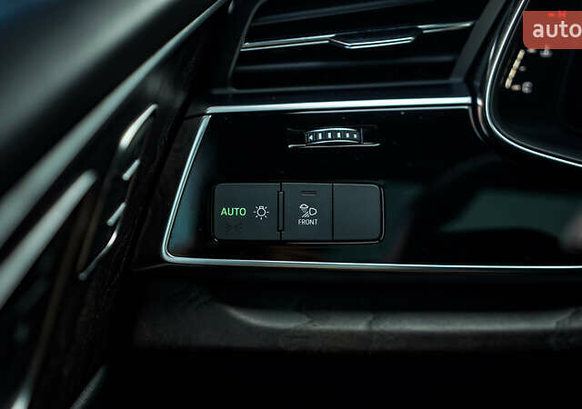 Серый Ауди Ку 7, объемом двигателя 3 л и пробегом 185 тыс. км за 40000 $, фото 20 на Automoto.ua