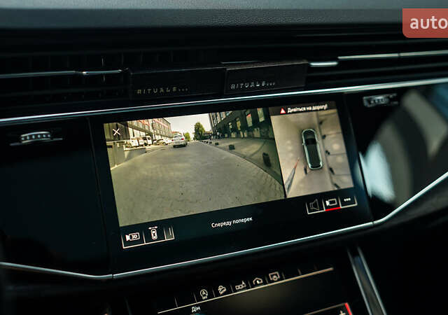 Серый Ауди Ку 7, объемом двигателя 3 л и пробегом 185 тыс. км за 40000 $, фото 17 на Automoto.ua