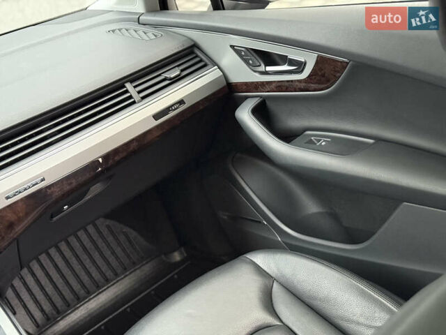 Ауді Ку 7 2019 у Белой Церкве на Automoto.ua Сірий Ауді Ку 7, об'ємом двигуна 2 л та пробігом 139 тис. км за 28999 $, фото 41 на Automoto.ua