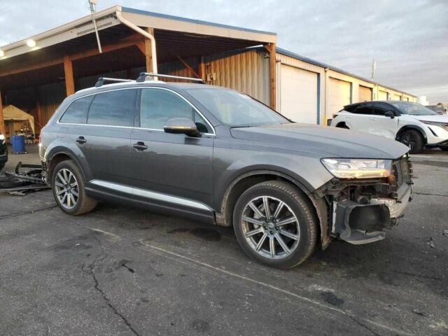 Сірий Ауді Ку 7, об'ємом двигуна 0 л та пробігом 90 тис. км за 8700 $, фото 3 на Automoto.ua