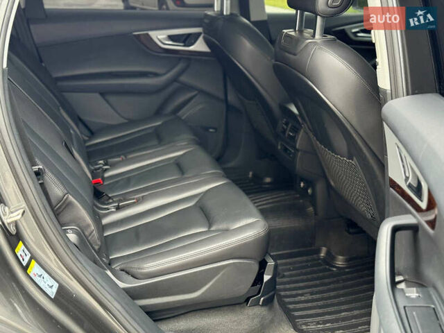 Серый Ауди Ку 7, объемом двигателя 1.98 л и пробегом 139 тыс. км за 27800 $, фото 17 на Automoto.ua