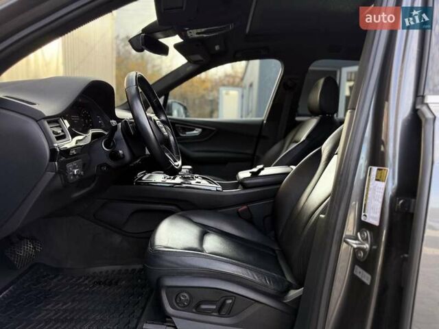 Серый Ауди Ку 7, объемом двигателя 3 л и пробегом 205 тыс. км за 23900 $, фото 33 на Automoto.ua