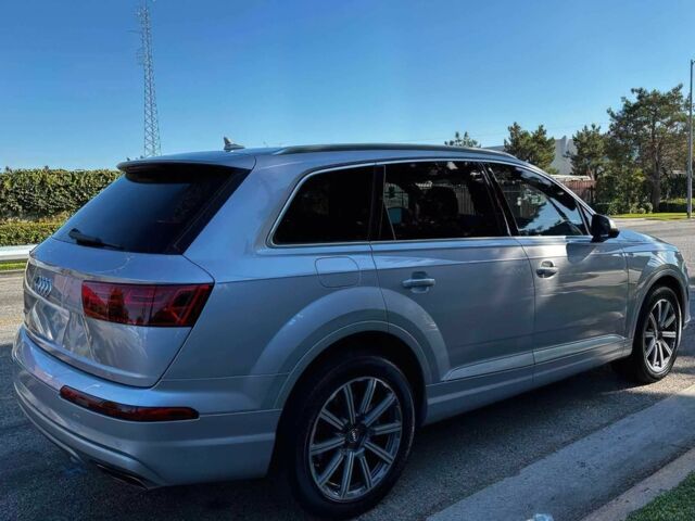 Ауді Ку 7 2019 у Житомирі на Automoto.ua Сірий Ауді Ку 7, об'ємом двигуна 3 л та пробігом 35 тис. км за 21500 $, фото 3 на Automoto.ua