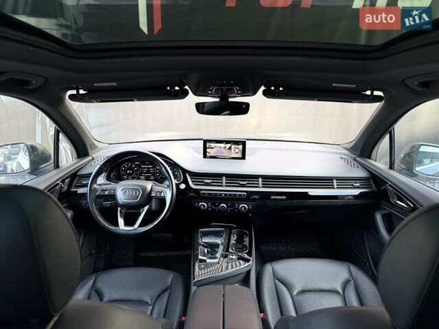 Серый Ауди Ку 7, объемом двигателя 3 л и пробегом 205 тыс. км за 23900 $, фото 79 на Automoto.ua