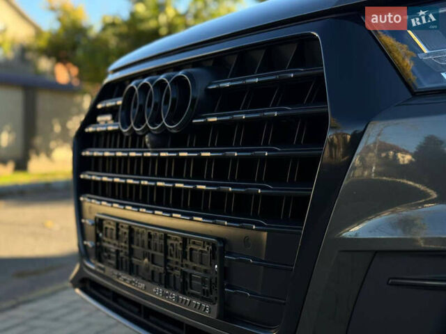 Серый Ауди Ку 7, объемом двигателя 2.97 л и пробегом 140 тыс. км за 48998 $, фото 18 на Automoto.ua