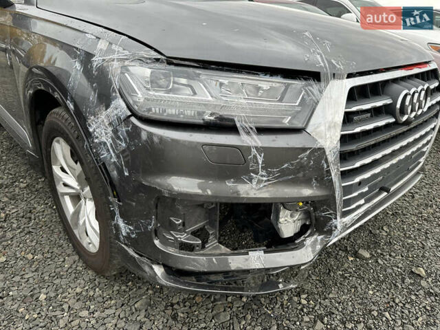 Ауди Ку 7 2019 в Луцке на Automoto.ua Серый Ауди Ку 7, объемом двигателя 3 л и пробегом 158 тыс. км за 23500 $, фото 31 на Automoto.ua