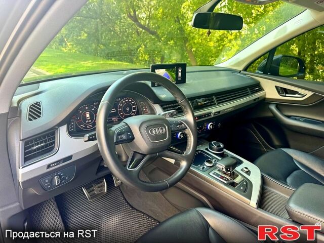 Сірий Ауді Ку 7, об'ємом двигуна 3 л та пробігом 130 тис. км за 38900 $, фото 5 на Automoto.ua