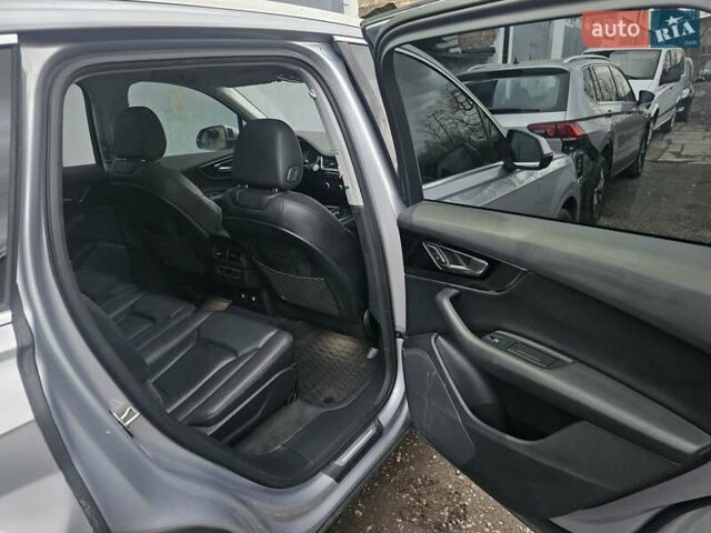 Серый Ауди Ку 7, объемом двигателя 3 л и пробегом 205 тыс. км за 18100 $, фото 9 на Automoto.ua