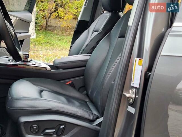 Серый Ауди Ку 7, объемом двигателя 1.98 л и пробегом 59 тыс. км за 32500 $, фото 27 на Automoto.ua