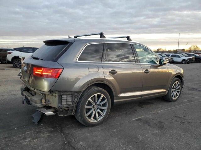 Сірий Ауді Ку 7, об'ємом двигуна 0 л та пробігом 90 тис. км за 8700 $, фото 2 на Automoto.ua